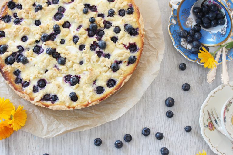 BlaubeerTarte_Bild1-768x512