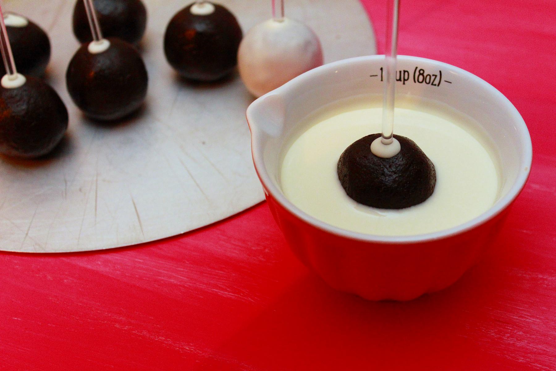 K1600_Einhorn_CakePops_weiße_Schoki